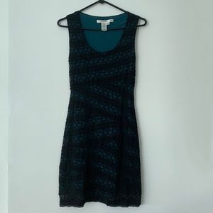 StudioM Slim Fit Blue and Black Lace Formal Dress